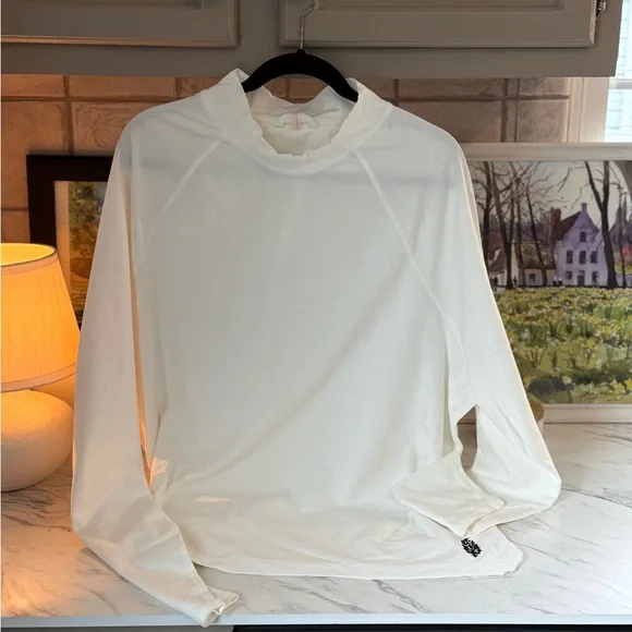 Free People Restoration Layer - Picture 6 of 6